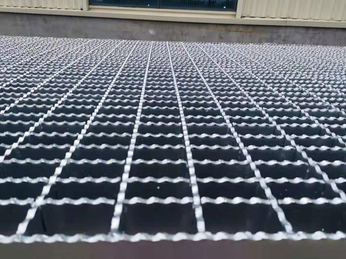 1650519151237014536.jpg 04c75665969d4e3e4e2beb33e6fba6c.jpg